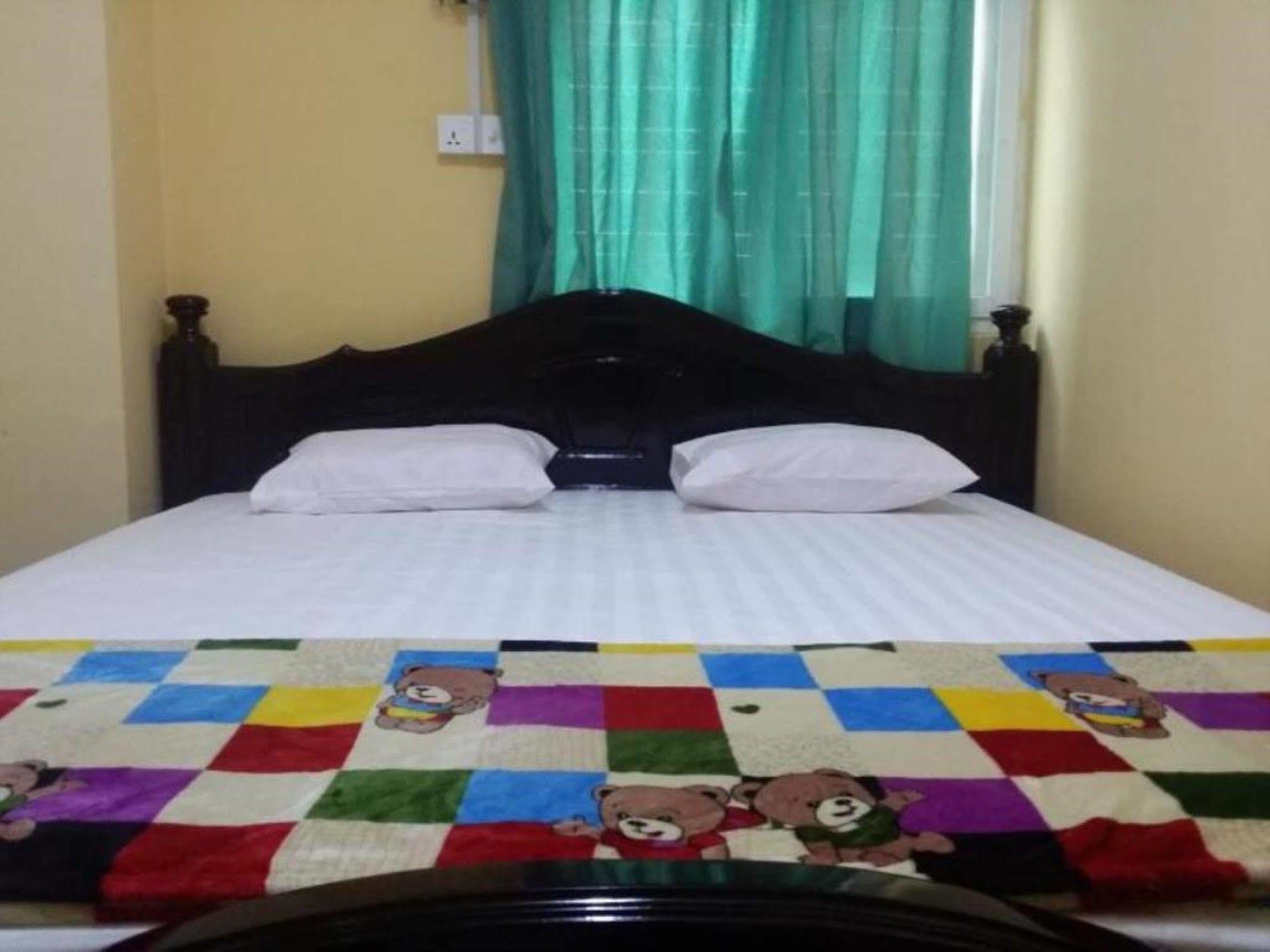 Auberge de jeunesse T Venus à Yangon Extérieur photo